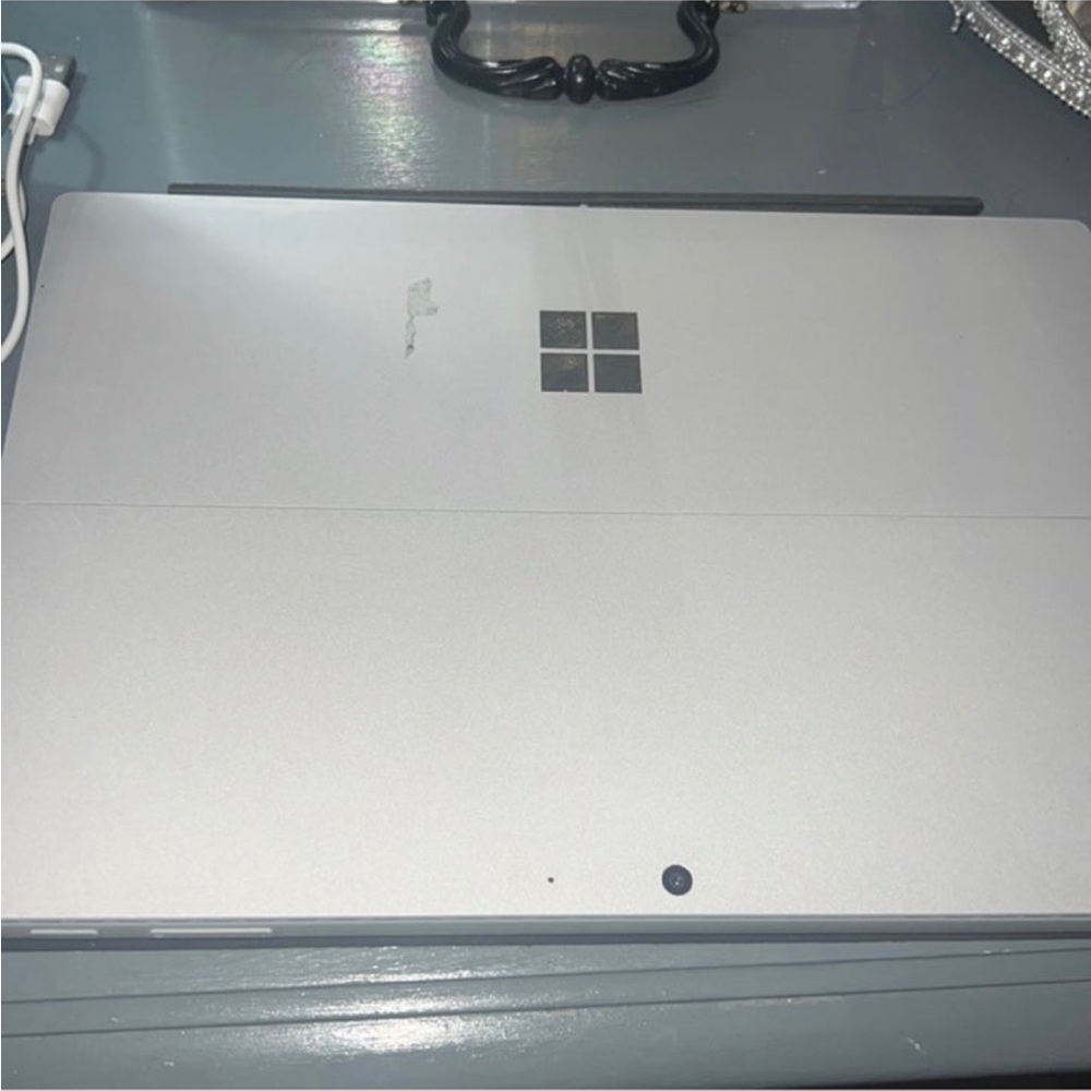 Microsoft surface pro 7